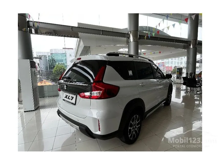 Jual Mobil Suzuki XL7 2024 ZETA 1.5 di Jawa Barat Automatic Wagon Putih Rp 236.500.000