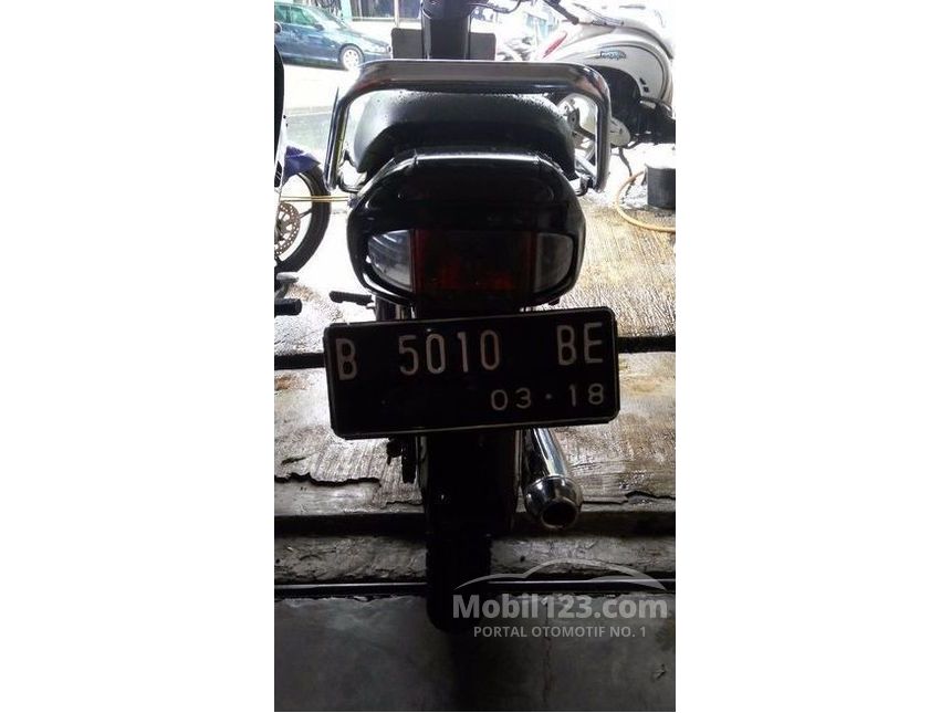 Jual Motor Honda Legenda 2003 0.1 di DKI Jakarta Manual Hitam Rp 3.200.