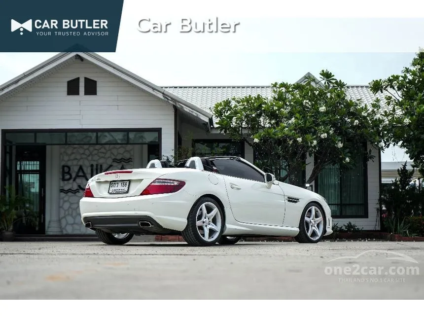 2014 Mercedes-Benz SLK200 AMG Dynamic BlueEFFICIENCY Convertible