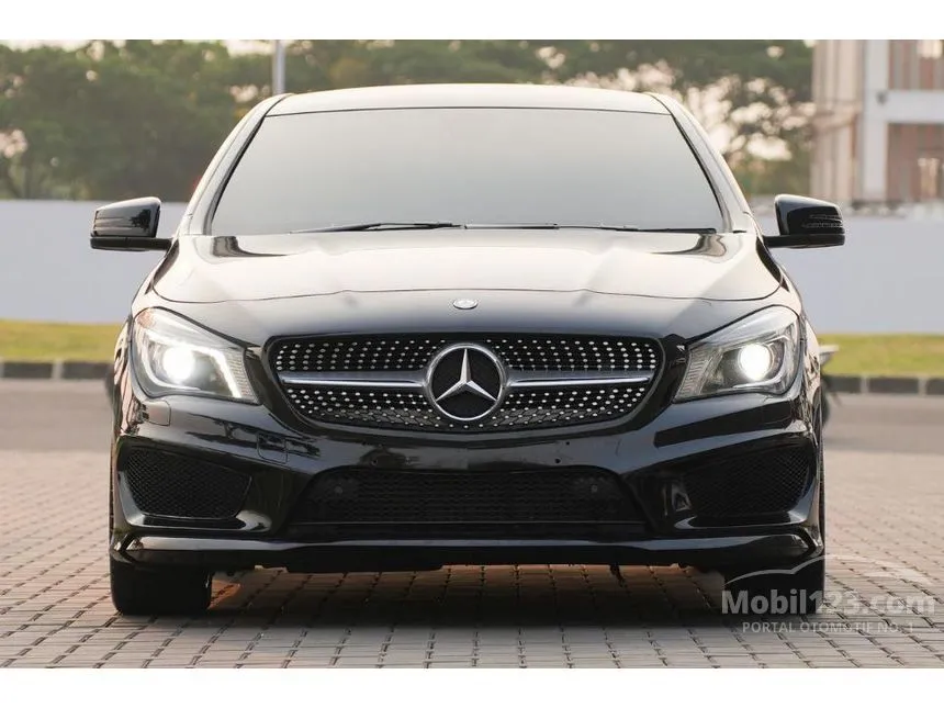 2016 Mercedes-Benz CLA200 AMG Coupe