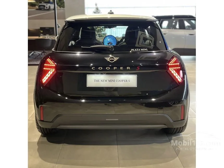 2024 MINI Cooper S 3 Door Hatchback