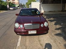 2000 Mercedes-Benz E230 2.3 W210 (ปี 95-03) Elegance Sedan AT