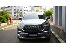 2025 Toyota Kijang Innova Zenix 2.0 Q HV TSS Modellista (Non Premium Color) MPV hitam km 18 ribuan