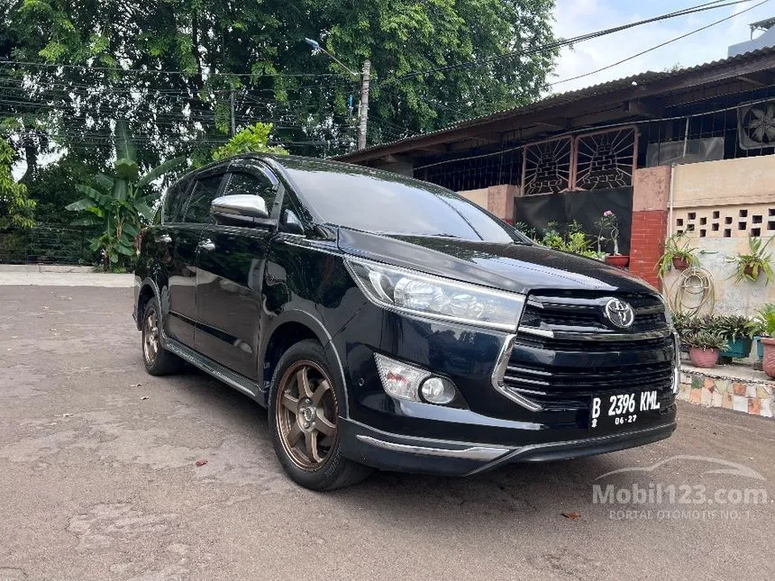 Jual Mobil Toyota Innova Venturer 2017 2.0 di DKI Jakarta Automatic Wagon Hitam Rp 255.000.000