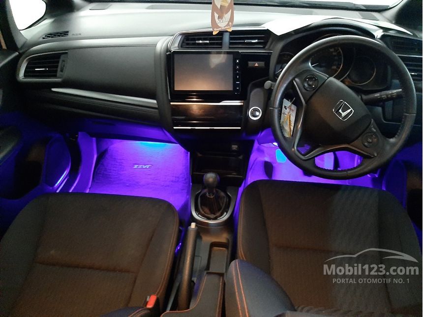  Jual  Mobil  Honda Jazz  2021 RS  1 5 di Yogyakarta  Manual 