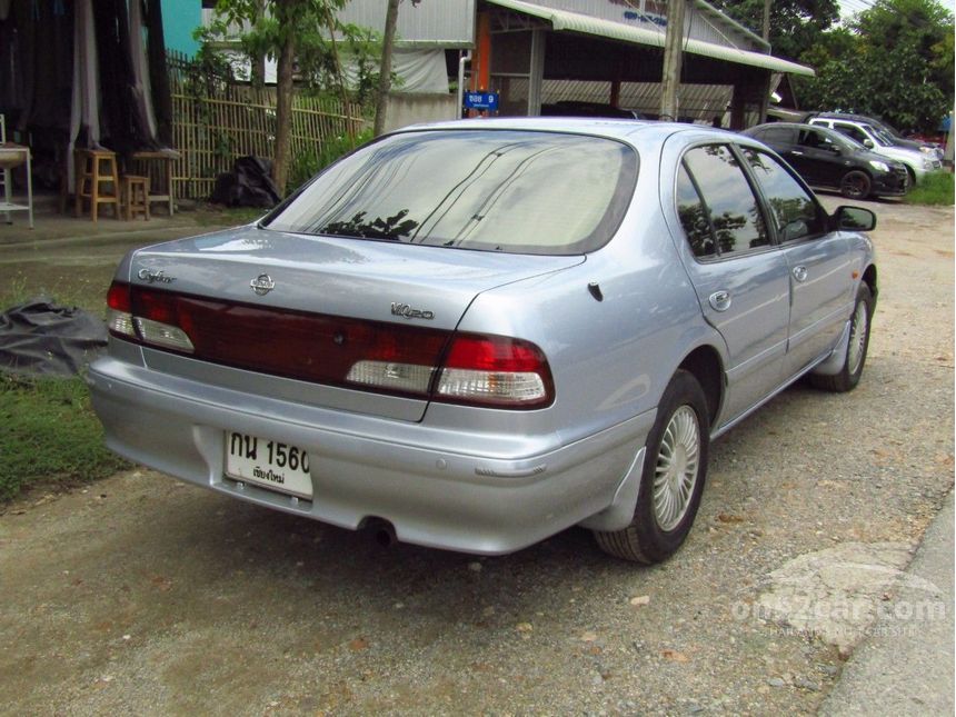 Nissan cefiro 2000