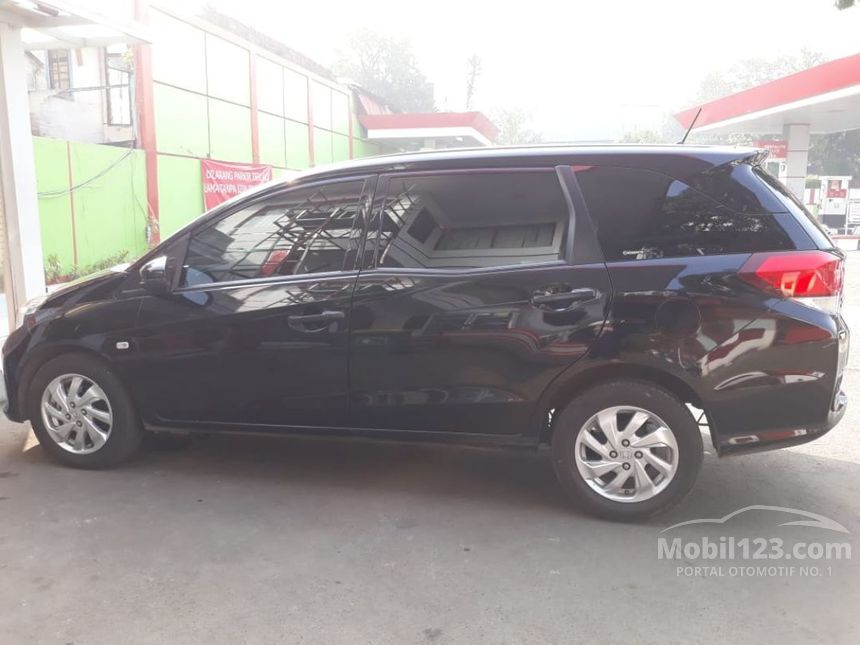 Jual Mobil  Honda  Mobilio  2019 S  1 5 di Jawa Barat Manual 