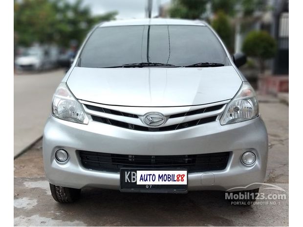 Daihatsu Mobil  Bekas  Baru  dijual  di  Pontianak  Kalimantan 