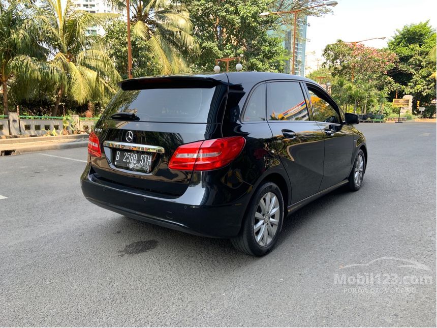 Jual Mobil Mercedes-Benz B200 2012 Urban 1.6 Di DKI Jakarta Automatic ...