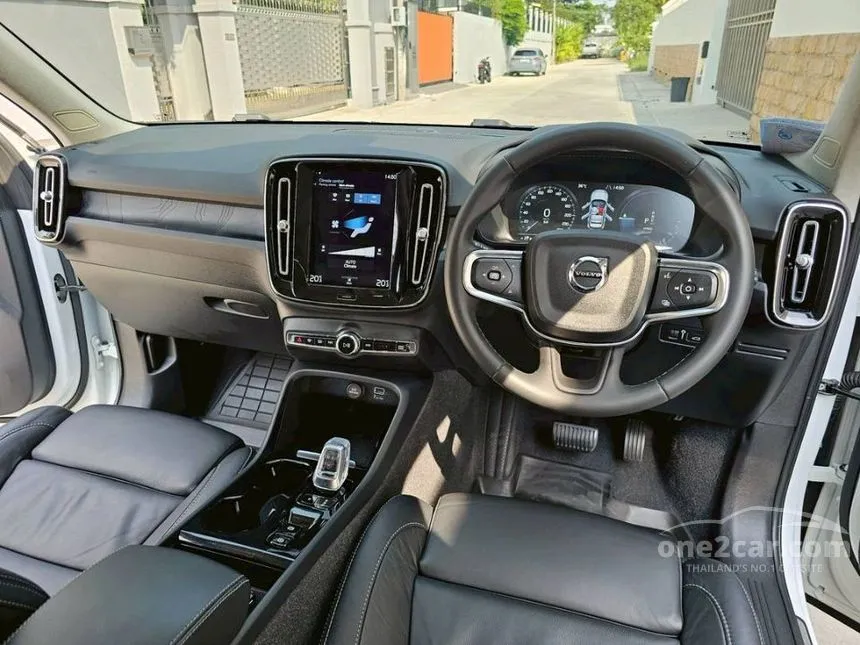 2023 Volvo XC40 Recharge Ultimate T5 SUV
