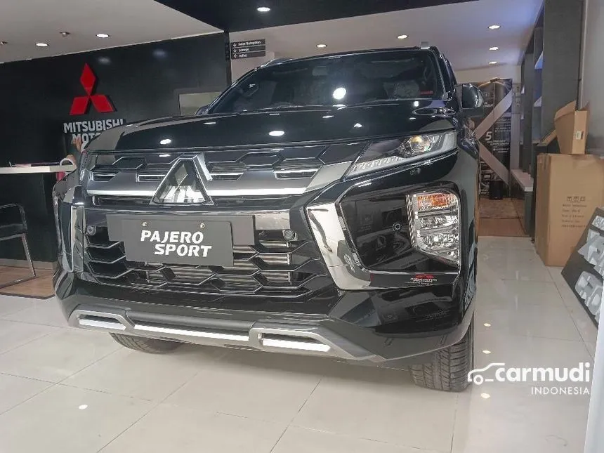 2024 Mitsubishi Pajero Sport Dakar SUV