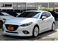 2014 Mazda 3 2.0 (ปี 14-17) S Sports Hatchback