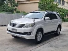 2014 Toyota FORTUNER 2.7 (ปี 12-15) V SUV