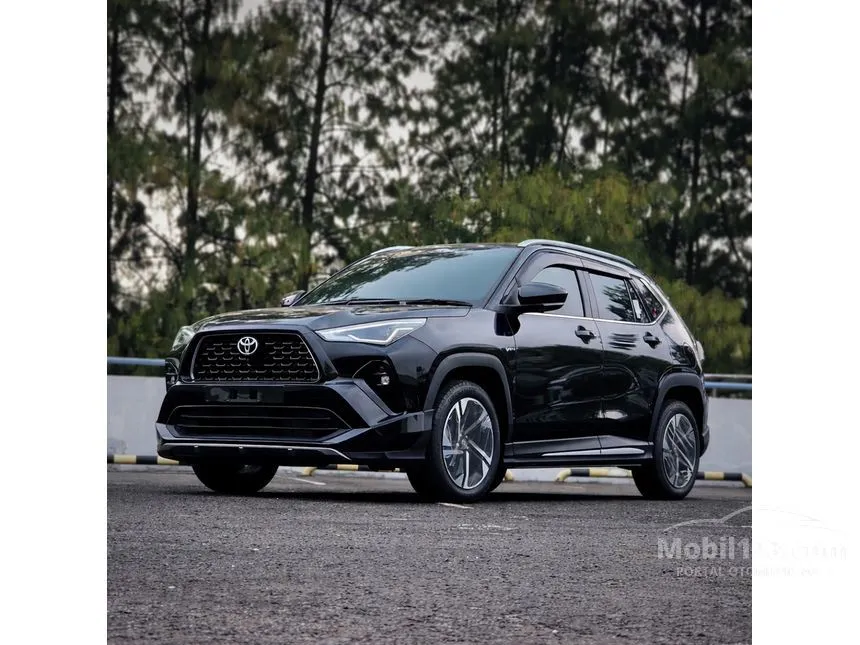 2026 Toyota Yaris Cross S (Premium Colour) SUV