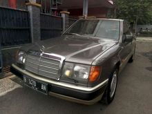 1991 Mercedes-Benz 230E 2.3 W124 Sedan