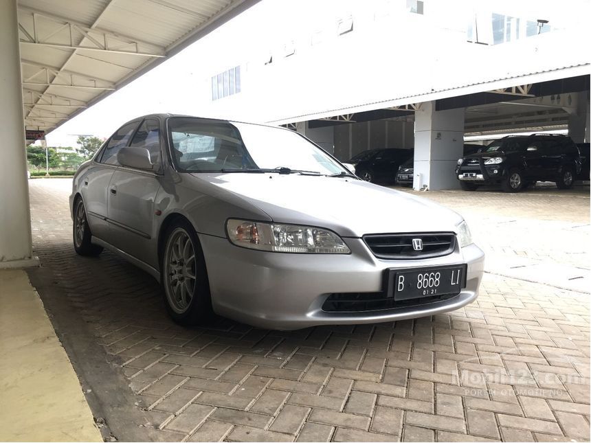 Jual Mobil  Honda  Accord  2001  VTi Limited 2 3 di Banten 