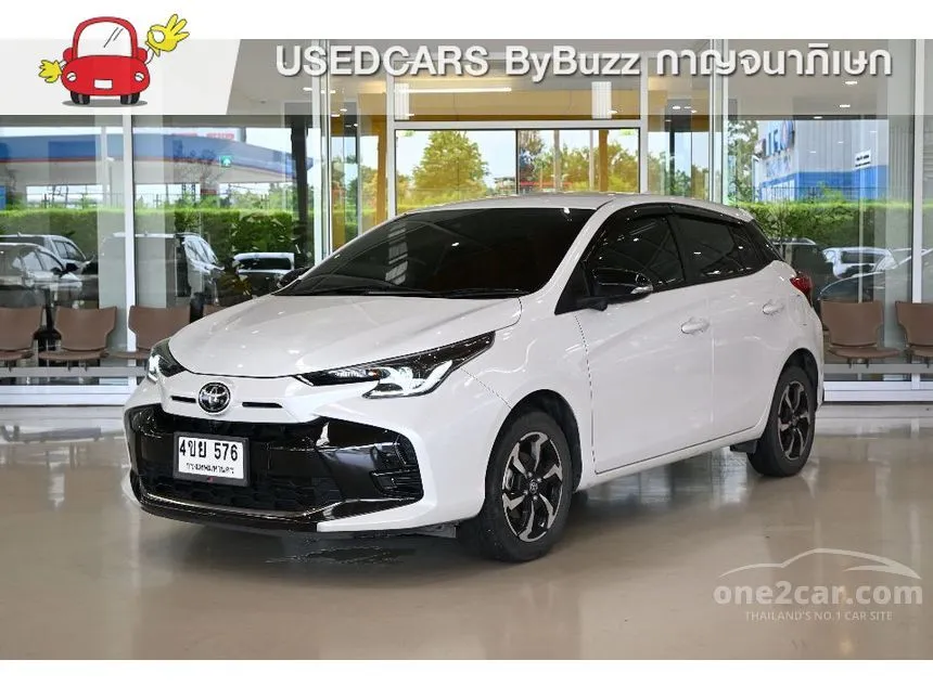 2023 Toyota YARIS Premium Hatchback