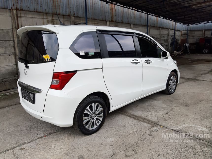 Jual Mobil  Honda  Freed  2021  S 1 5 di Jawa Barat Automatic 