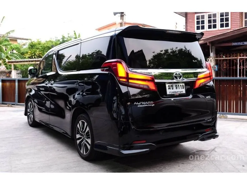 2019 Toyota Alphard VIP Van