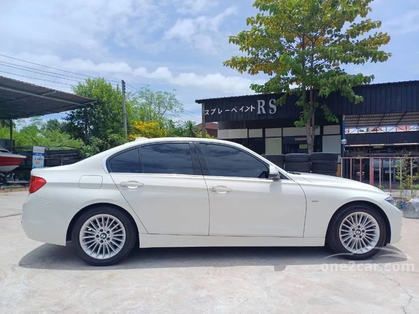 2014 BMW 320d Luxury Sedan