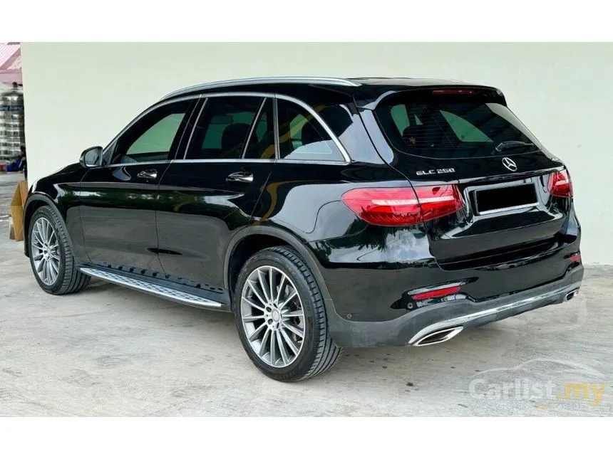 2016 Mercedes-Benz GLC250 4MATIC AMG Line SUV