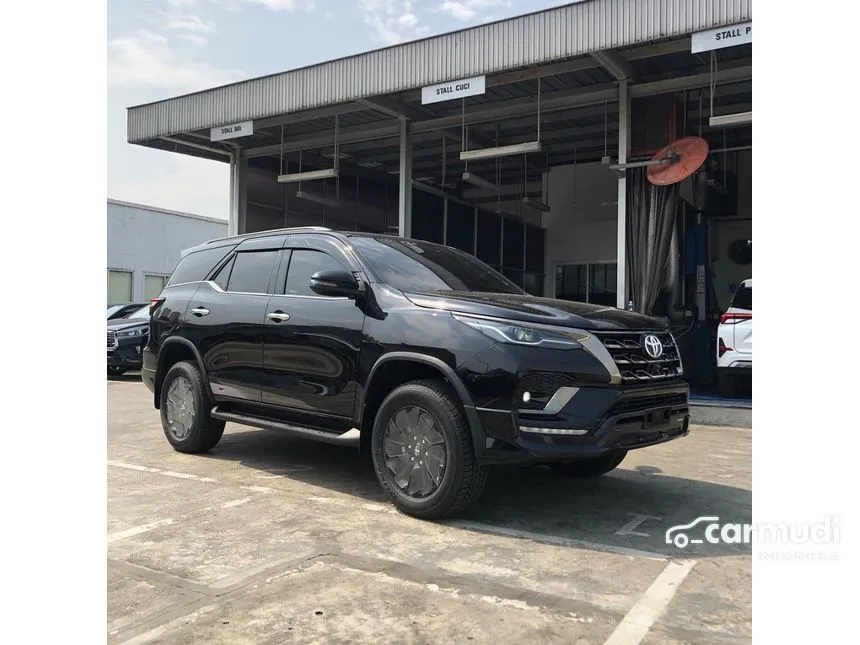 2022 Toyota Fortuner GR Sport SUV