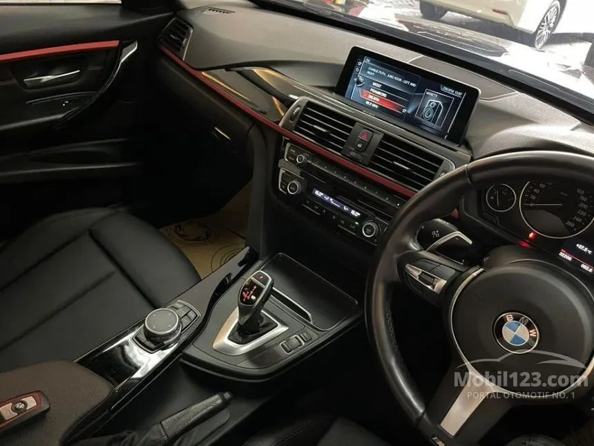 2016 BMW 320i Sport Sedan