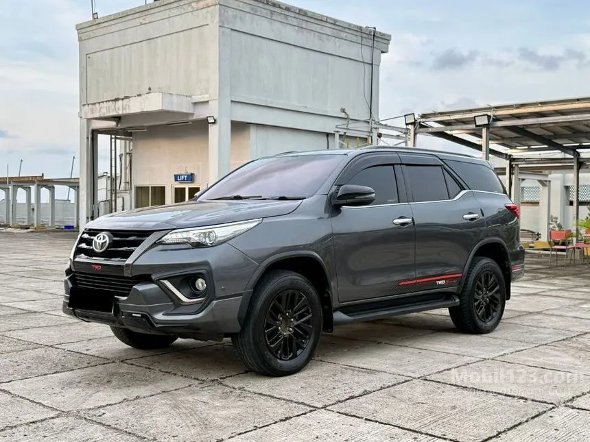 2019 Toyota Fortuner VRZ TRD 4X2 SUV