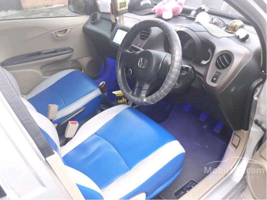 2013 Honda Brio Satya A Hatchback