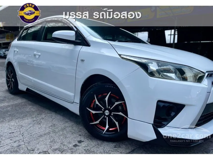 2013 Toyota YARIS J Hatchback