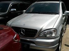 2001 Mercedes-Benz ML320 3.2 W163 SUV