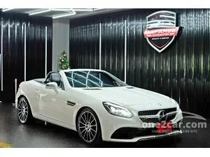 2016 Mercedes-Benz SLC300 2.0 AMG Dynamic Convertible