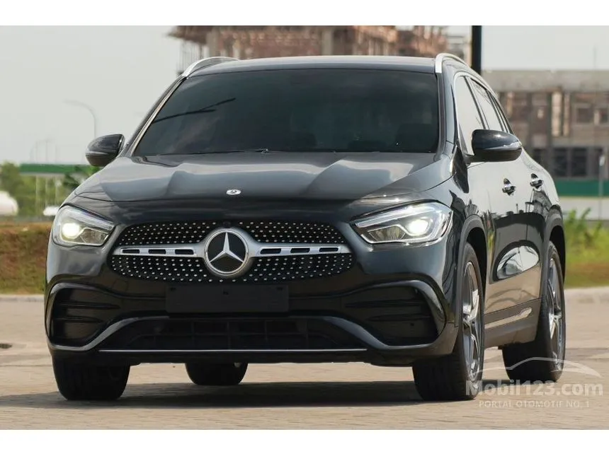 2022 Mercedes-Benz GLA200 AMG Line SUV