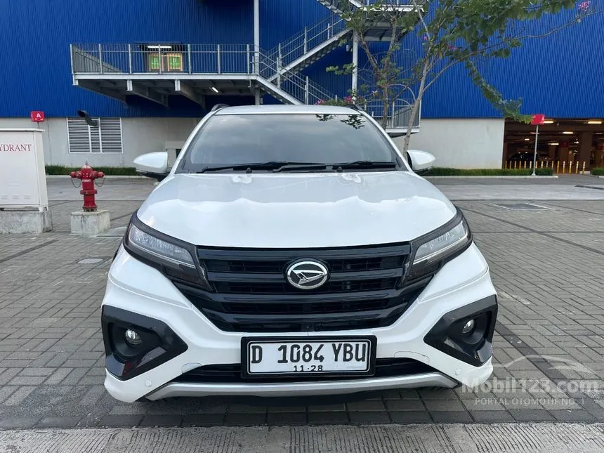 Jual Mobil Daihatsu Terios 2018 R Deluxe 1.5 di Jawa Barat Automatic SUV Putih Rp 205.000.000