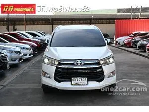 2017 Toyota INNOVA 2.8 Crysta V Wagon