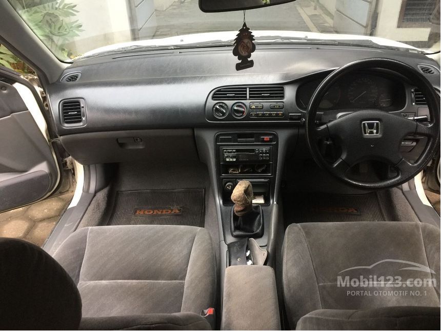 1994 Honda Accord Manual Sedan