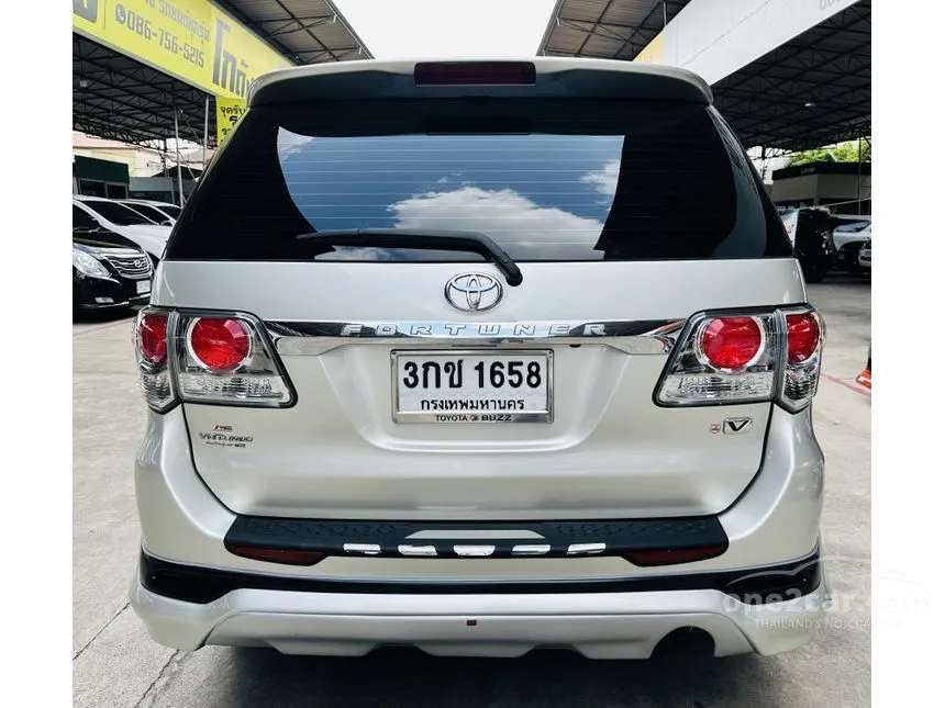 2014 Toyota FORTUNER V SUV