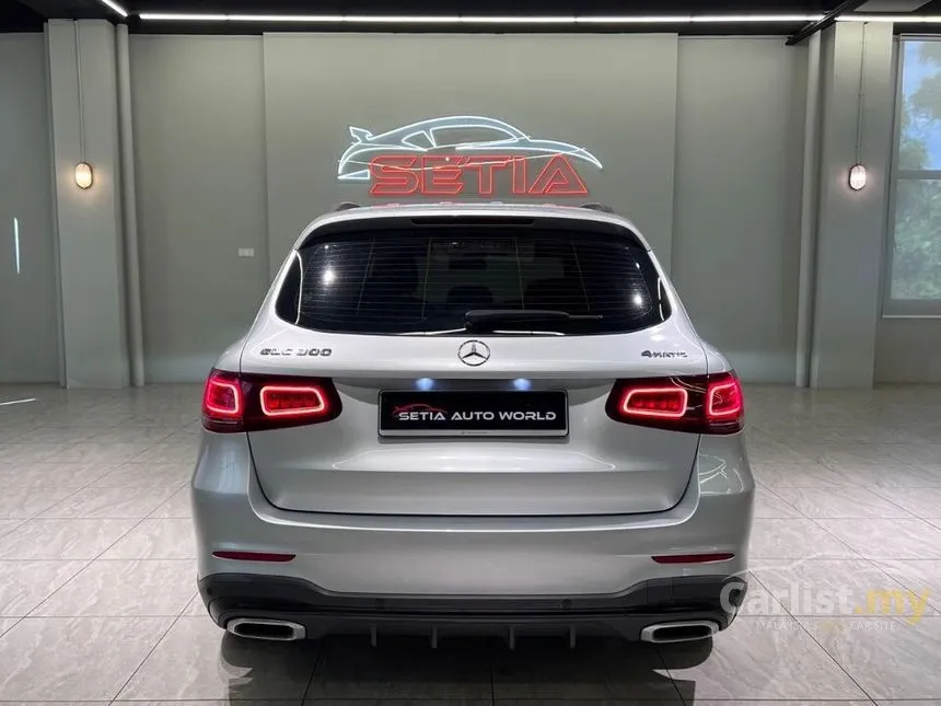 2019 Mercedes-Benz GLC300 4MATIC AMG Line SUV