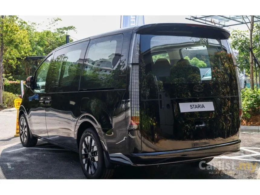2025 Hyundai Staria Style (10-seater) MPV