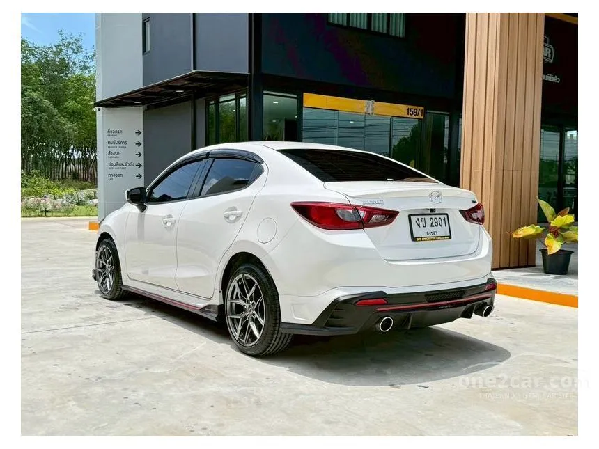 2020 Mazda 2 E Sedan