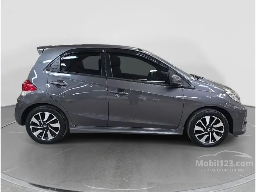 2017 Honda Brio RS Hatchback