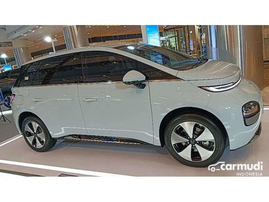 2024 Wuling Cloud EV EV Hatchback