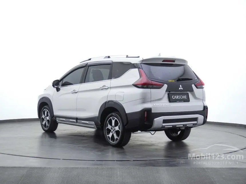 2022 Mitsubishi Xpander Cross Premium MPV