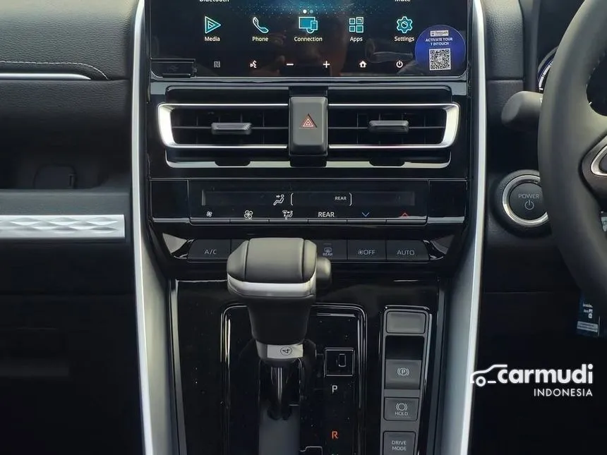 2025 Toyota Kijang Innova Zenix Q HV TSS Modellista (Non Premium Color) MPV