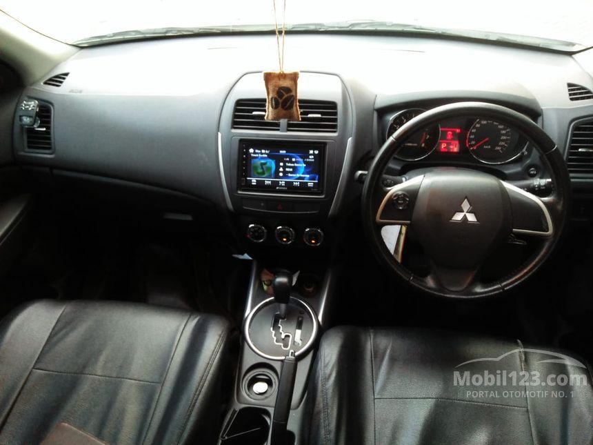 Jual Mobil Mitsubishi Outlander Sport 2016 GLS 2.0 di Jawa Jual Mobil Mitsubishi Outlander Sport 2016 GLS 2.0 di Jawa