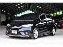 2016 Honda JAZZ 1.5 (ปี 14-22) S Hatchback