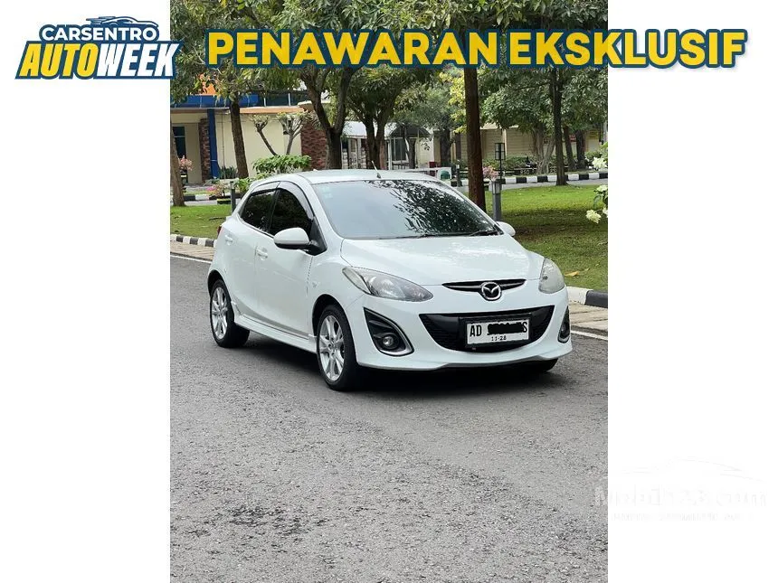 Jual Mobil Mazda 2 2011 R 1.5 di Jawa Tengah Automatic Hatchback Putih Rp 115.000.000