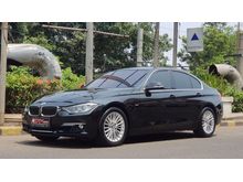 BMW 320i Luxury NIK 2015 Black On Brown Full Spec