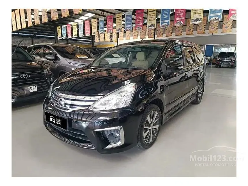 2017 Nissan Grand Livina XV MPV
