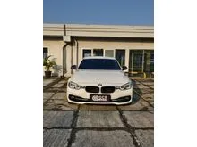 2018 BMW 320i 2.0 Sport Sedan